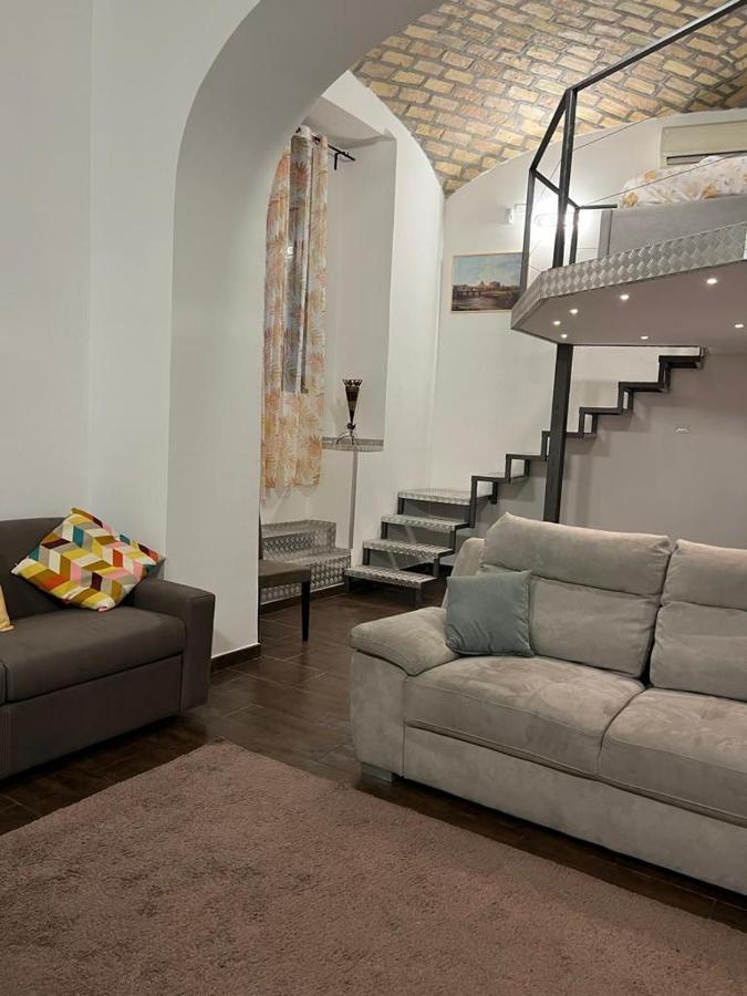 Ferienwohnung La Rosa Di Roma Colosseo Exterior foto